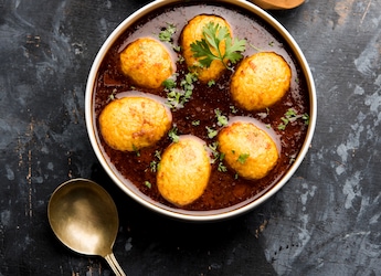 Hyderabadi Ande Ka Salan: The Royal Egg Curry You Need to Try Hyderabadi Ande Ka Salan: The Royal Egg Curry You Need to Try