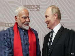 PM Modi Gifts Jharkhand's Sohrai Painting To Putin At BRICS Summit PM Modi Gifts Jharkhand's Sohrai Painting To Putin At BRICS Summit