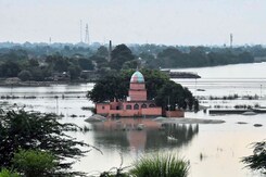 Bihar Floods | Devastating Floods Turn Villages Into Islands In North Bihar Bihar Floods | Devastating Floods Turn Villages Into Islands In North Bihar