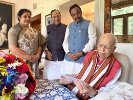 96 साल के लालकृष्ण आडवाणी को BJP ने क्यों बनाया सक्रिय सदस्य? जानिए क्या करना पड़ेगा काम 96 साल के लालकृष्ण आडवाणी को BJP ने क्यों बनाया सक्रिय सदस्य? जानिए क्या करना पड़ेगा काम