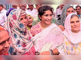 'हरियाणा को जिस बदलाव की तलाश थी': एग्जिट पोल पर विनेश फोगाट 'हरियाणा को जिस बदलाव की तलाश थी': एग्जिट पोल पर विनेश फोगाट
