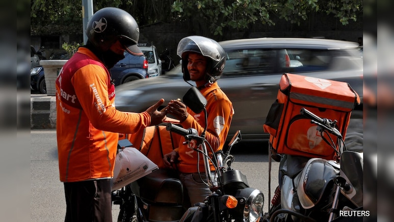 मां-बेटे के गाजर पाक से GF के लिए बॉयफ्रेंड के डिलीवरी एजेंट बनने तक, 2025 में इन फूड स्टोरी ने जीता दिल  