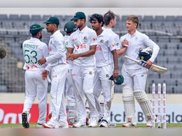 SA vs BAN: दक्षिण अफ्रीका ने बदल दिया टेस्ट क्रिकेट का इतिहास, एक ही मैच में तीन बल्लेबाजों ने जड़ा शतक, बने ये बड़े रिकॉर्ड SA vs BAN: दक्षिण अफ्रीका ने बदल दिया टेस्ट क्रिकेट का इतिहास, एक ही मैच में तीन बल्लेबाजों ने जड़ा शतक, बने ये बड़े रिकॉर्ड