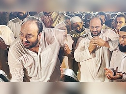 "वे एक शेर थे, उनकी लड़ाई मेरी रगों में है...', बाबा सिद्दिकी की मौत पर बोले जीशान सिद्दीकी "वे एक शेर थे, उनकी लड़ाई मेरी रगों में है...', बाबा सिद्दिकी की मौत पर बोले जीशान सिद्दीकी