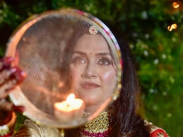 Karwa Chauth Sargi: करवा चौथ के दिन सरगी में खा लें ये चीजें, पूरे दिन रहेगी शरीर में फुर्ती Karwa Chauth Sargi: करवा चौथ के दिन सरगी में खा लें ये चीजें, पूरे दिन रहेगी शरीर में फुर्ती