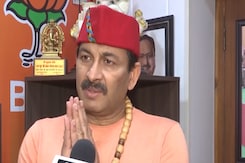 BJP's Manoj Tiwari Calls AAP Chief Arvind Kejriwal "Sabse Bada Gunda" Of Politics: "I Was Beaten..." BJP's Manoj Tiwari Calls AAP Chief Arvind Kejriwal "Sabse Bada Gunda" Of Politics: "I Was Beaten..."