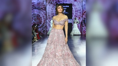 Shilpa Shetty Exuded Indian Princess Vibes In A Layered Pink Bridal Lehenga  At Lakme Fashion Week