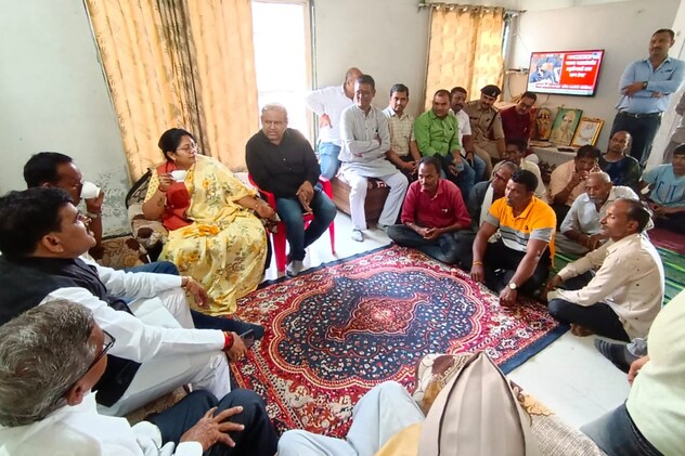 सरकार से केला किसानों ने की मदद की मांग. सरकार से केला किसानों ने की मदद की मांग.