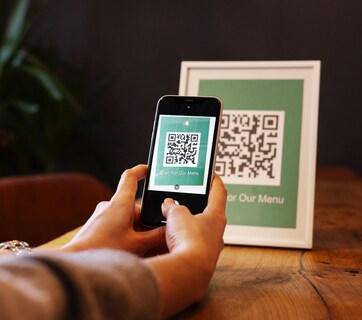 UPI Payment: डोळ्यांनी बघताच होणार UPI पेमेंट; मोबाईलची गरज देखील लागणार नाही