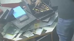 Caught On Camera: Robbers Loot Jewellery Shop At Gunpoint In Bihar