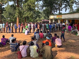 फर्जी मतदाताओं को हटाना हमारी जिम्मेदारी... बिहार SIR मामले में चुनाव आयोग ने दाखिल किया जवाब फर्जी मतदाताओं को हटाना हमारी जिम्मेदारी... बिहार SIR मामले में चुनाव आयोग ने दाखिल किया जवाब