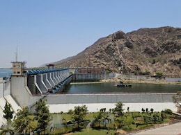 Bisalpur Dam: टोंक किसानों के लिए बीसलपुर बांध से छोड़ा गया पानी, 105 दिन तक बेफिक्र होकर कर सकेंगे फसलों की सिंचाई Bisalpur Dam: टोंक किसानों के लिए बीसलपुर बांध से छोड़ा गया पानी, 105 दिन तक बेफिक्र होकर कर सकेंगे फसलों की सिंचाई