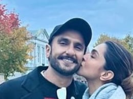 A Look At Deepika Padukone-Ranveer Singh's Happy Moments On 6th Wedding Anniversary A Look At Deepika Padukone-Ranveer Singh's Happy Moments On 6th Wedding Anniversary