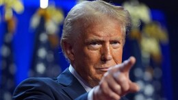 US Charges Iranian Man In Plot To Assassinate Donald Trump