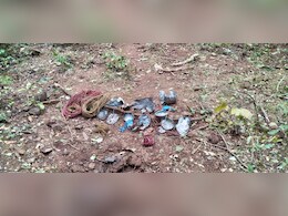 Anti Naxal Operation: नक्सलियों के मंसूबों पर जवानों ने फेरा पानी, इतने IED बम किए बरामद Anti Naxal Operation: नक्सलियों के मंसूबों पर जवानों ने फेरा पानी, इतने IED बम किए बरामद