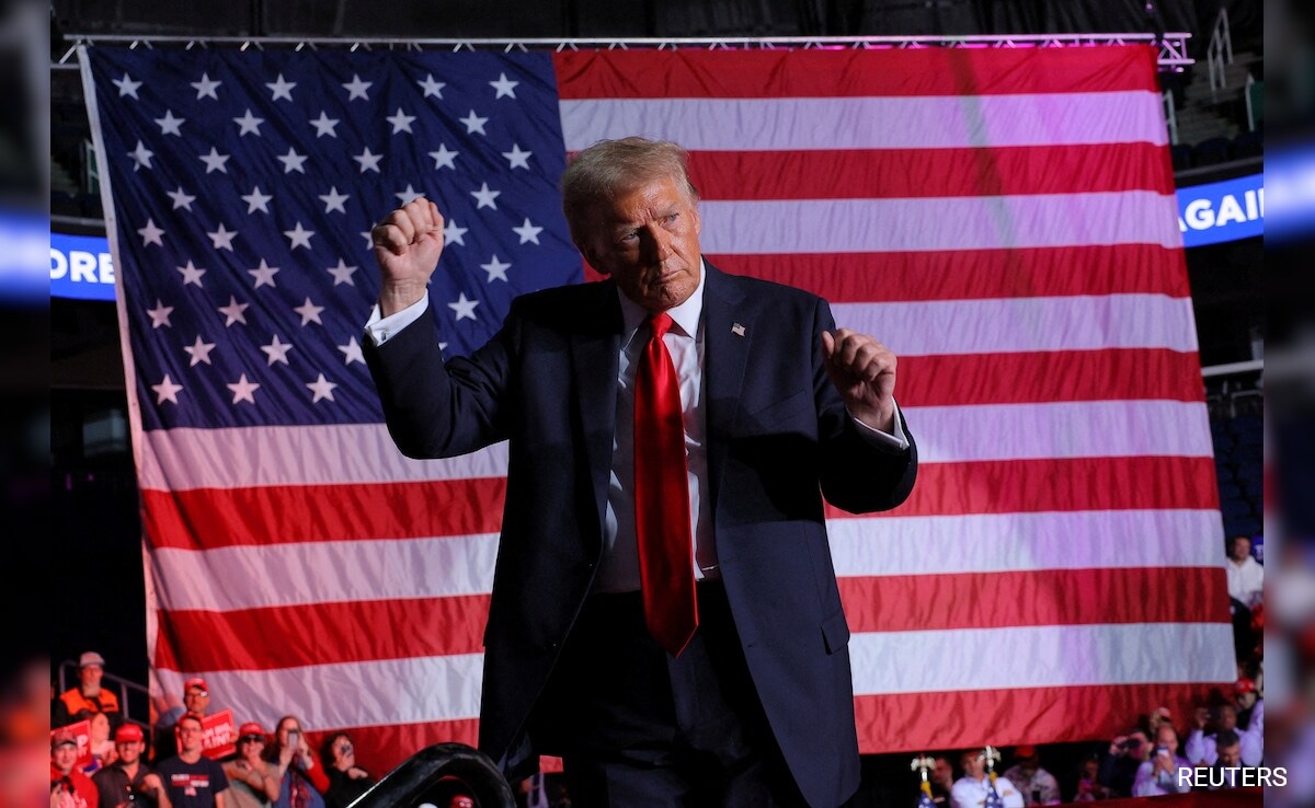 'If Kamala Harris Wins, She Would Open Border, Allow Migrants': Trump 'If Kamala Harris Wins, She Would Open Border, Allow Migrants': Trump