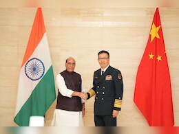 पूर्वी लद्दाख से सेना हटने के बाद पहली बार मिले भारत-चीन के रक्षामंत्री पूर्वी लद्दाख से सेना हटने के बाद पहली बार मिले भारत-चीन के रक्षामंत्री