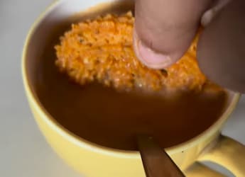 Viral Now: Vlogger Dips Leftover Diwali Snacks In Chai, Foodies React Viral Now: Vlogger Dips Leftover Diwali Snacks In Chai, Foodies React