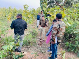 CG: दो मासूम दोस्तों की मौत, एक का मर्डर कर शव को गढ्ढे में फेंका, दूसरे ने लगाई फांसी, पुलिस कर रही जांच