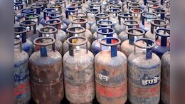 Gas Cylinder Price Hike: कॉमर्शियल गैस सिलेंडर के दाम फिर बढ़े, जानें कितने रुपए देने होंगे