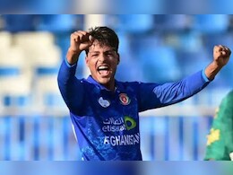 अफगाानिस्तान युवा स्पिनर  के हाथ लगा जैकपॉट, जानें कौन हैं अल्लाह गजनफर, इस प्रदर्शन ने दिलाए करोड़ों रुपये