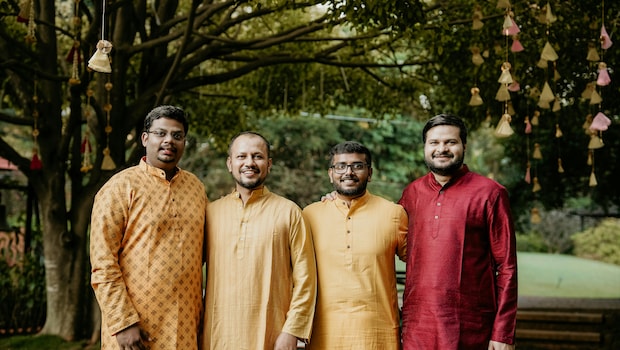 Best Deals On Men's Ethnic Wear From Myntra