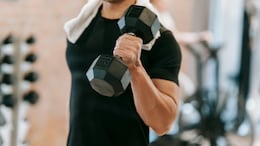 What Are Negative Reps? How They Can Boost Muscle Growth