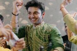 Hemansh Kohli ने अपनी मेहंदी सेरेमनी में मचाया धमाल, हाथ पर लिखवाया दुल्हन का नाम Hemansh Kohli ने अपनी मेहंदी सेरेमनी में मचाया धमाल, हाथ पर लिखवाया दुल्हन का नाम