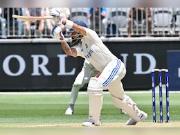Virat Kohli, IND vs AUS: 'फ्लावर समझा था क्या?' विराट कोहली ने शतक के बाद दिया बड़ा बयान, पत्नी अनुष्का को कहा शुक्रिया Virat Kohli, IND vs AUS: 'फ्लावर समझा था क्या?' विराट कोहली ने शतक के बाद दिया बड़ा बयान, पत्नी अनुष्का को कहा शुक्रिया