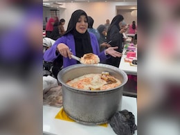 बिरयानी खाने के शौकीन हैं तो दिल थाम के देखें ये वीडियो, कमजोर दिल वाले इससे रहे दूर बिरयानी खाने के शौकीन हैं तो दिल थाम के देखें ये वीडियो, कमजोर दिल वाले इससे रहे दूर