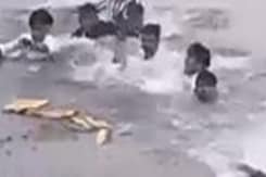 Bihar: Chhath Puja Boat Capsizes In Chhapra, 2 Dead Bihar: Chhath Puja Boat Capsizes In Chhapra, 2 Dead