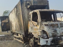 Road Accident: धार में मेडिसीन से भरे कंटेनर में लगी भीषण आग, फायर ब्रिगेड की कमी से बढ़ा खतरा