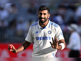 Jasprit Bumrah: बुमराह ने रचा इतिहास, ऐसा करने वाले पहले भारतीय तेज गेंदबाज बने