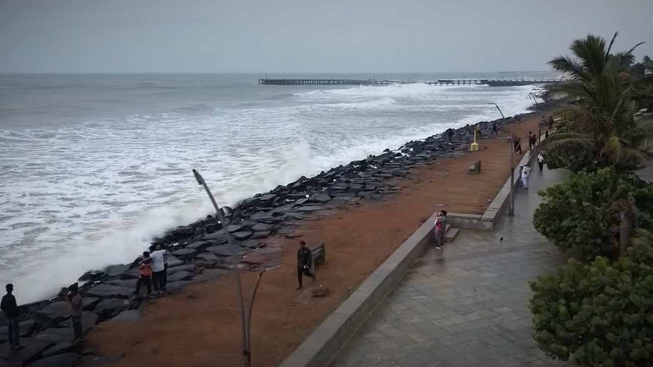IMD Issues Red Alert As Tamil Nadu Braces For Cyclone Fengal