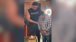 <i>Love And War</i>: Ranbir Kapoor Celebrates Team Member's Birthday On The Set Of Sanjay Leela Bhansali Film