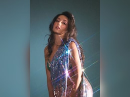 When Nora Fatehi Refused Wearing A "Tiny" Blouse In <i>Dilbar</i> Song: "We Don't Need To Get Vulgar About It"