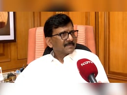 ये महाराष्ट्र का फैसला नहीं... महाजीत की ओर बढ़ी महायुति तो संजय राउत ने फिर अलापा वही राग ये महाराष्ट्र का फैसला नहीं... महाजीत की ओर बढ़ी महायुति तो संजय राउत ने फिर अलापा वही राग