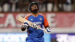 Sanju Samson : 'ते लोक तुझ्यावर जळतात', द्रविडचं नाव घेत संजू सॅमसनच्या वडिलांनी टाकला नवा बॉम्ब