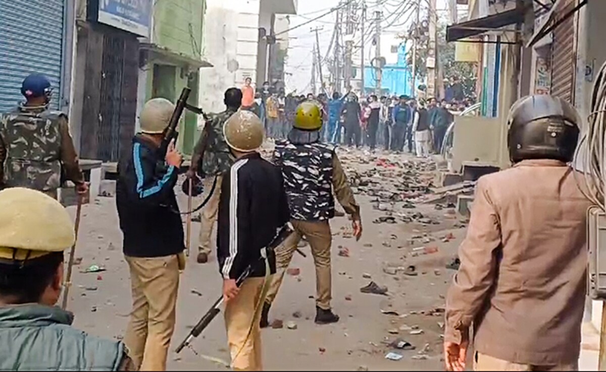 Sambhal District Administration Prohibits Entry Of Outsiders Till December 10