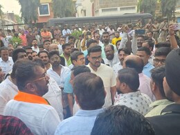 नाशिकमध्ये भाजपा-उबाठा कार्यकर्ते भिडले, पंकजा मुंडेंच्या सभेदरम्यान घडला प्रकार