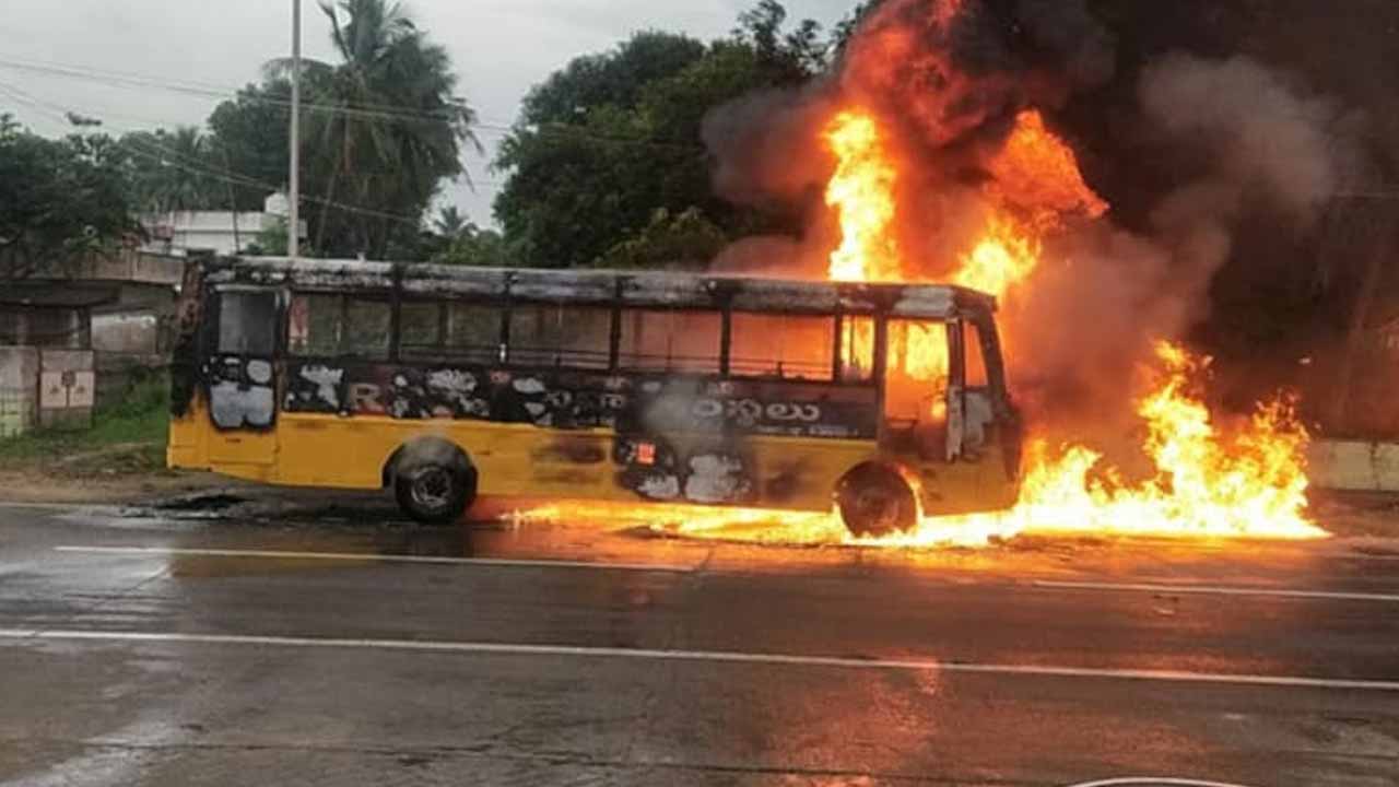 Miraculous Escape For 30 Nursing Students As Bus Catches Fire In Andhra Pradesh