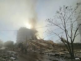 इजरायल ने बेरूत में किए कई मिसाइल हमले, 55 लोगों की मौत कई अन्य घायल इजरायल ने बेरूत में किए कई मिसाइल हमले, 55 लोगों की मौत कई अन्य घायल