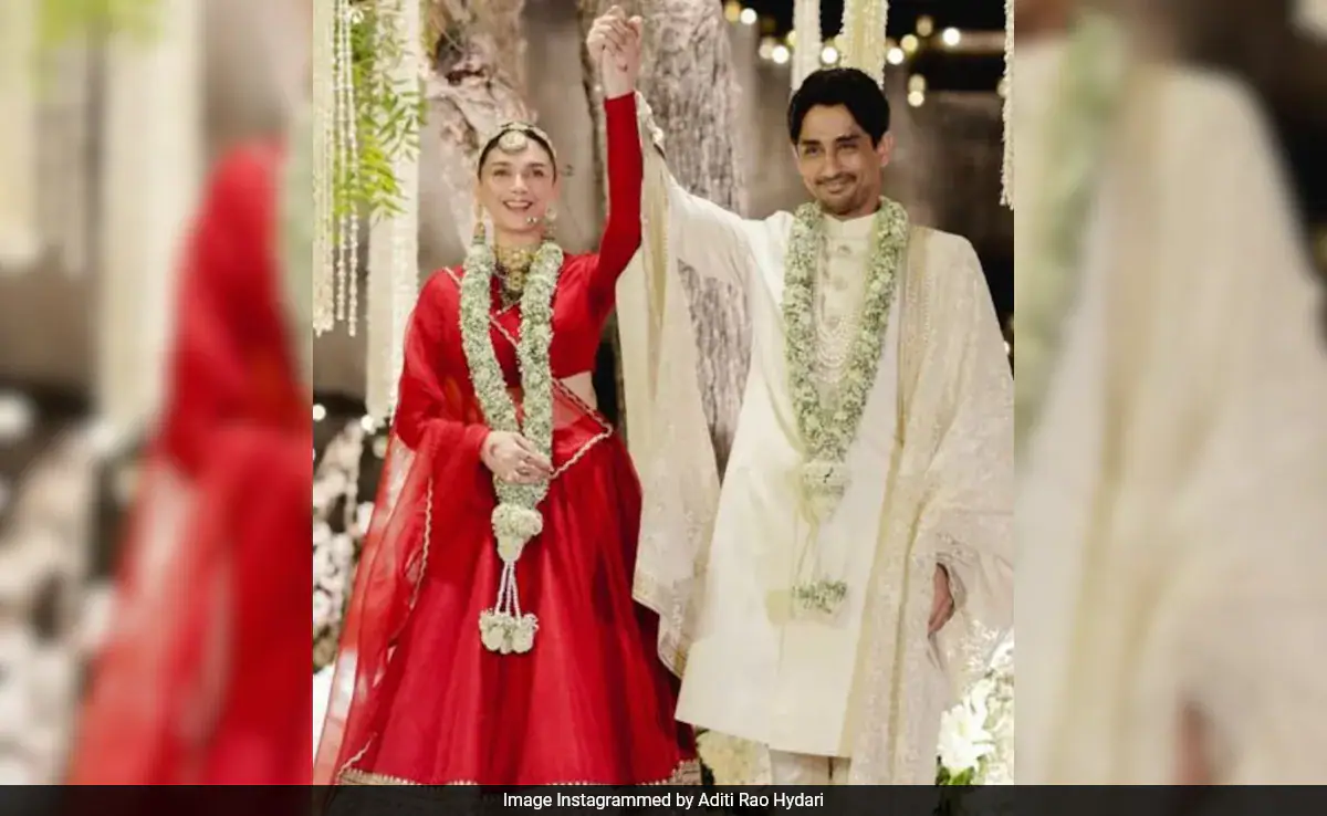 Aditi Rao Hydari And Siddharth Share New Pics From Their Wedding (This Time, It's Rajasthan)