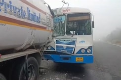 8 Vehicles Collided Due To Dense Fog In Rohtak 8 Vehicles Collided Due To Dense Fog In Rohtak