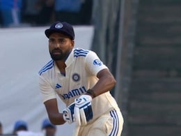 "If They Had To Send Someone...": Ravi Shastri Slams India's Mohammed Siraj Nightwatchman Decision