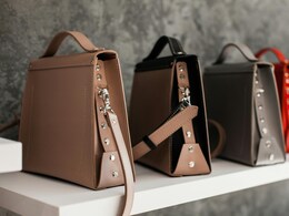 Myntra पर ट्रेंडी हैंडबैग और वॉलेट के साथ फैशन का धमाका, जल्दी करें, काफी अफोर्डेबल है इनका प्राइस