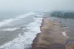 Tamil Nadu On Red Alert As Cyclone Fengal Approaches Tamil Nadu On Red Alert As Cyclone Fengal Approaches