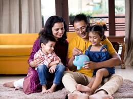 बच्चे के भविष्य के लिए कौन सी स्कीम है बेस्ट? NPS वात्सल्य या सुकन्या समृद्धि योजना में कहां करें निवेश?