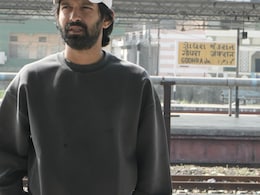 Vikrant Massey Visits Iconic Godhra Railway Station That Inspired His Film <i>The Sabarmati Report</i>
