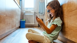 Expert's Advice On How Australia's Social Media Ban For Under-16 Kids Can Transform Their Health